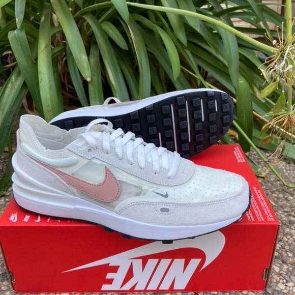 COPY - Nike Waffle One - Picture 4 of 5